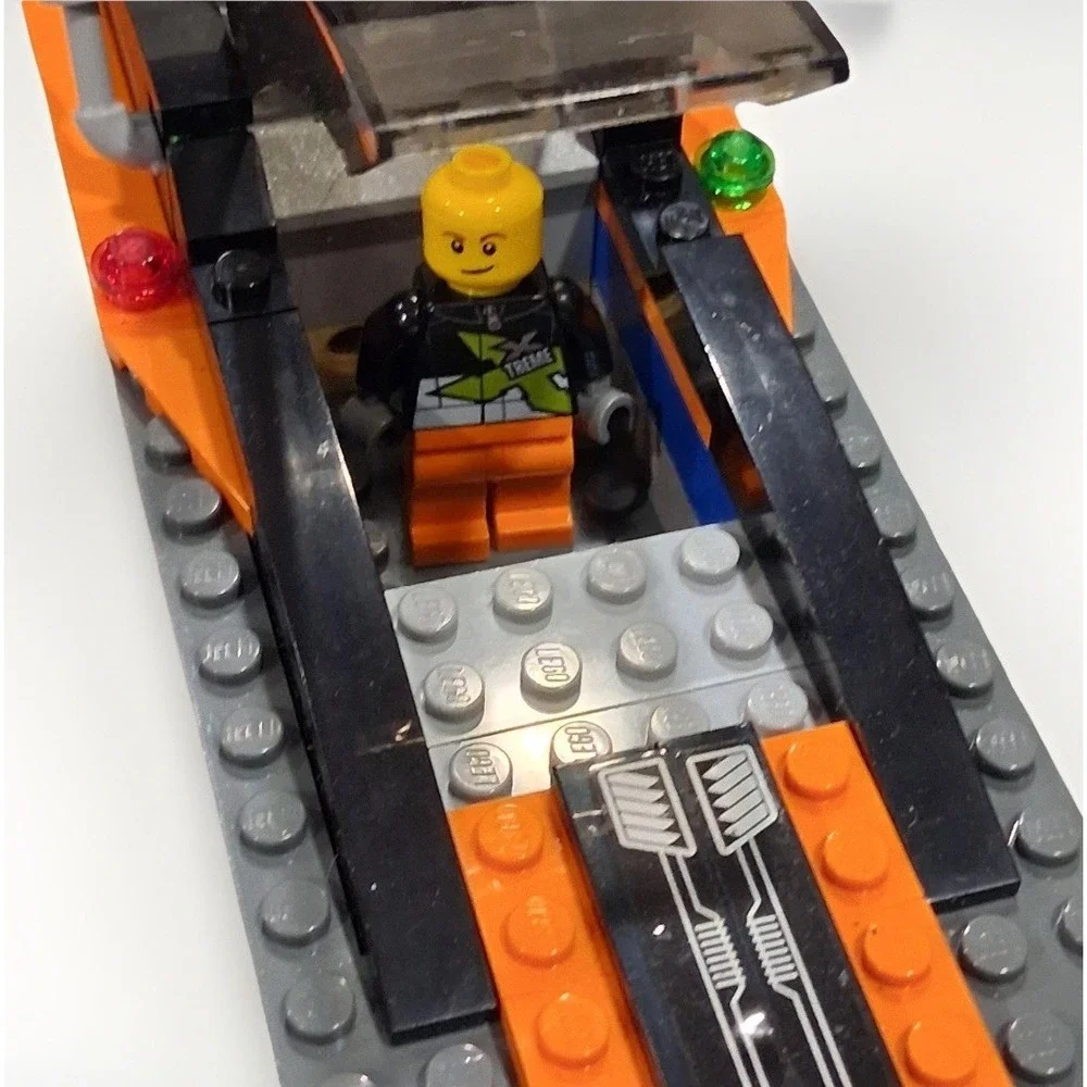 LEGO City Speedboat Orange Black Racing Boat with Pilot Minifigure 60005 21‎ - Picture 2 of 9